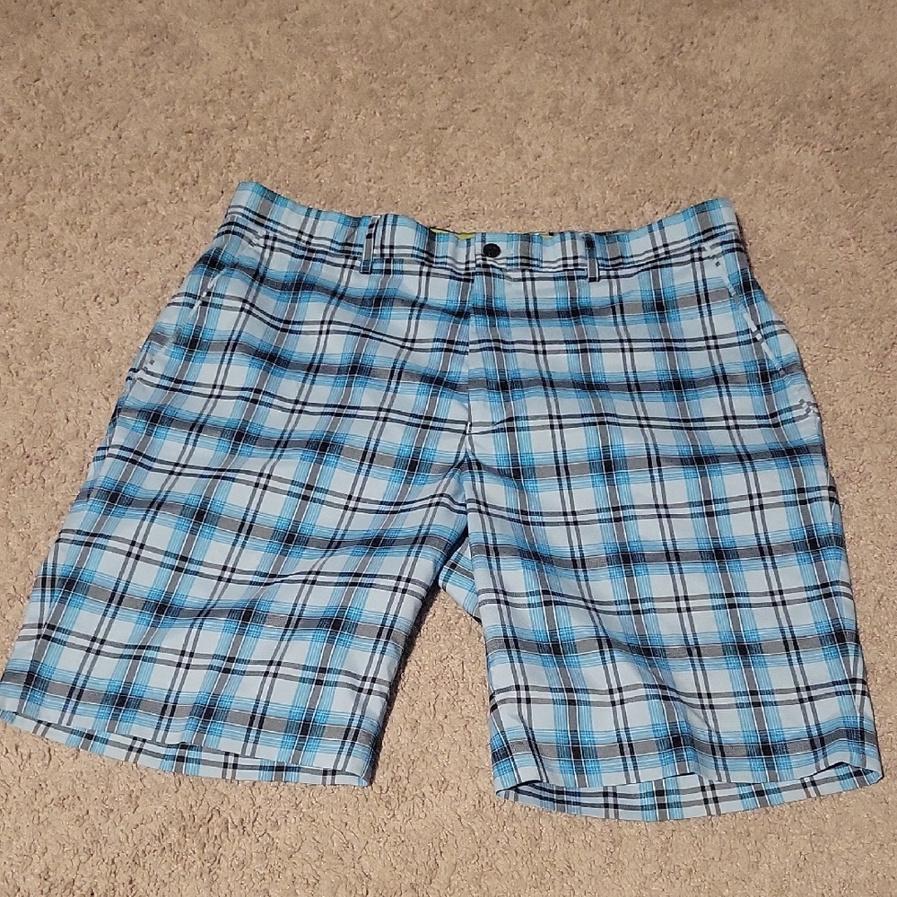 Louis Raphael Men's Aqua Gray Plaid Golf Shorts SZ 36